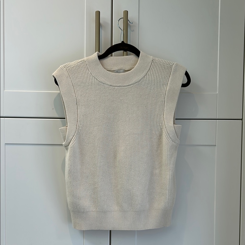Sleeveless Cream Knit Top